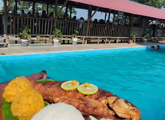 peru/loreto/restaurant/amazolandia