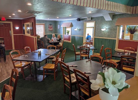 indiana/pokagon-state-park/restaurant/mulligan-s-restaurant-pub