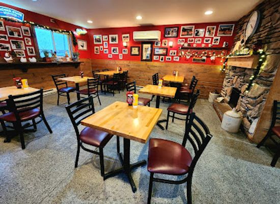wisconsin/eastern-ridges-and-lowlands/restaurant/the-booyah-shed