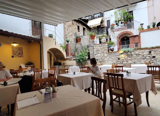 italy/sicily/restaurant/ristorante-gourmet-32-taormina