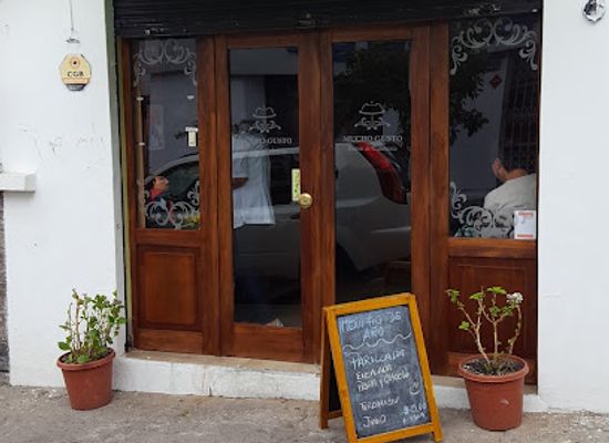 ecuador/quito/la-floresta/restaurant/mucho-gusto