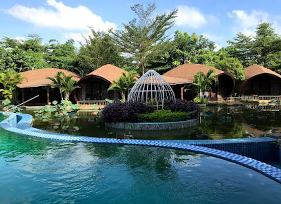 vietnam/mekong-delta/restaurant/lotus-restaurant