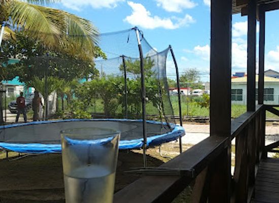 belize/belize-district/restaurant/chef-roger-lebanese-cuisine-and-shisha