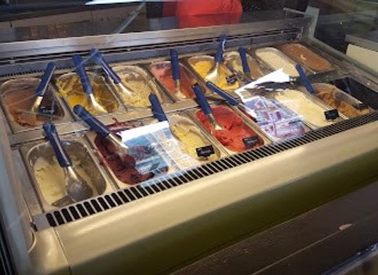 switzerland/zug/attraction/speck-gelateria-am-see