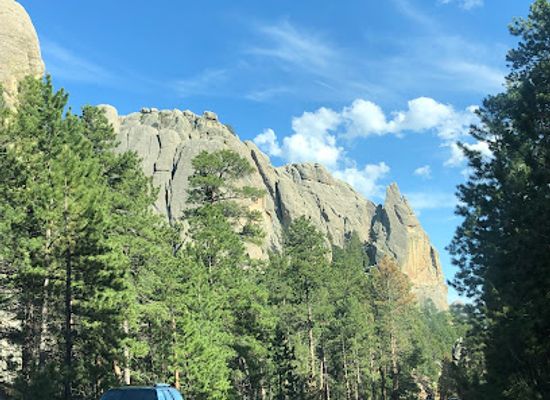 south-dakota/mount-rushmore-national-memorial/restaurant/the-front-porch-restaurant-and-bar