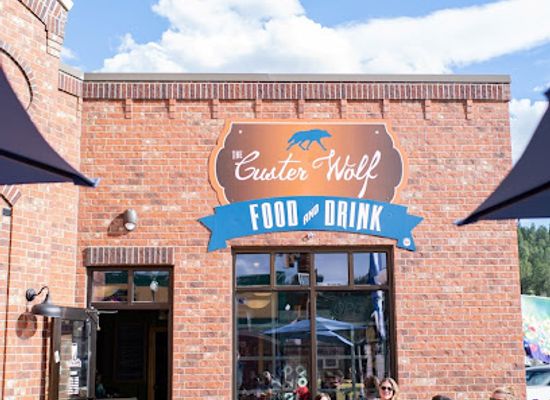 south-dakota/great-plains/restaurant/the-custer-wolf-food-drink