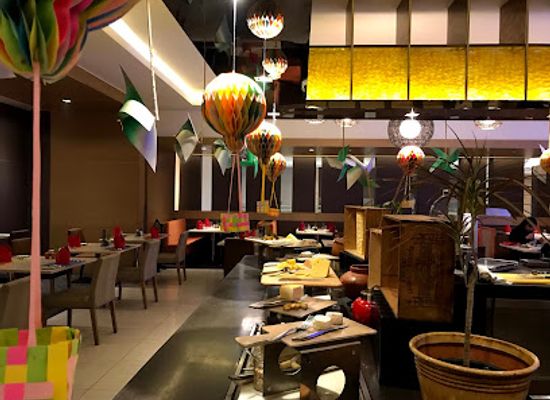 myanmar-burma/yangon/restaurant/le-cellier