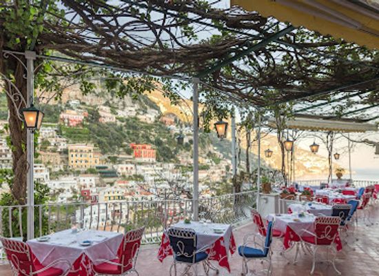 italy/positano/restaurant/il-tridente-positano