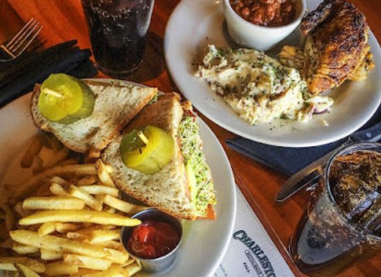 oklahoma/northwestern-oklahoma/restaurant/charleston-s-restaurant