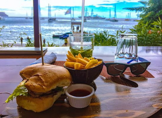 saint-vincent-and-the-grenadines/saint-patrick/restaurant/jack-s-beach-bar