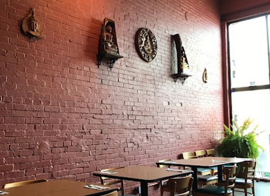 pennsylvania/pittsburgh/strip-district/restaurant/little-bangkok-in-the-strip
