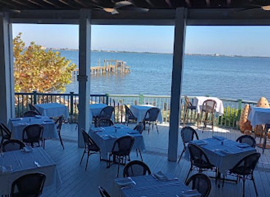 florida/gold-coast/restaurant/yellow-dog-cafe