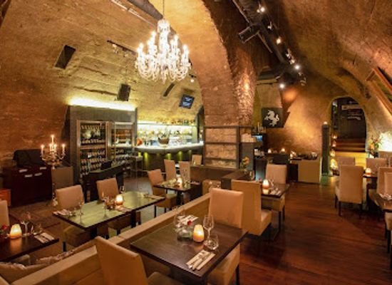 czechia/prague/restaurant/restaurace-white-horse