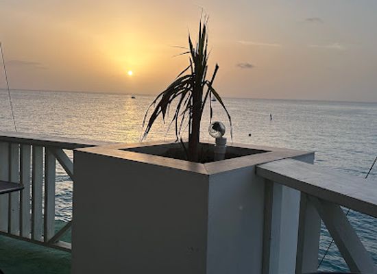 barbados/west-coast/restaurant/cherry-beach-barbados