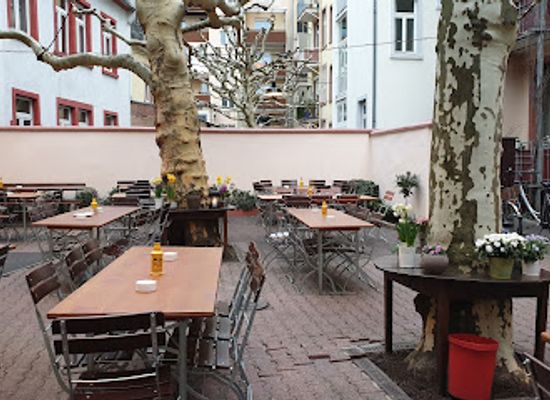 germany/frankfurt/sachsenhausen/restaurant/kanonesteppel
