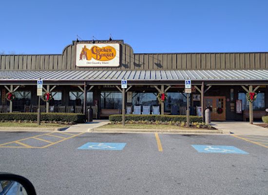 west-virginia/eastern-panhandle/restaurant/cracker-barrel-old-country-store