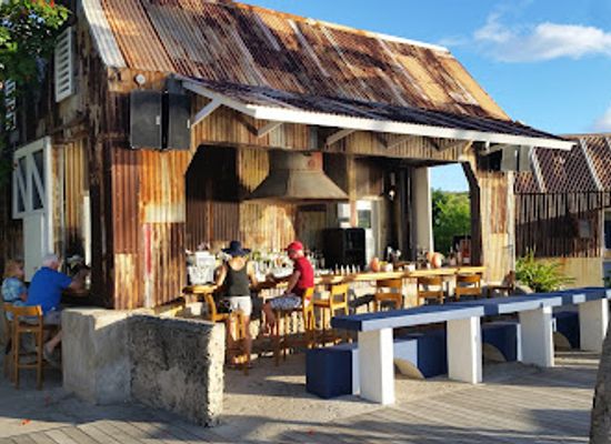 saint-kitts-and-nevis/dieppe-bay-town/restaurant/salt-plage-at-christophe-harbour
