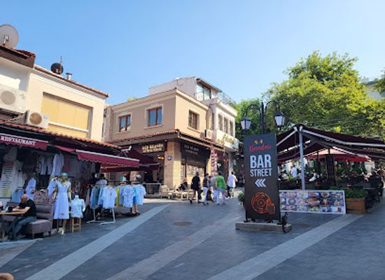 turkiye/kusadasi/kusadasi-city-center/restaurant/dedem-k-corner-turkish-restaurant