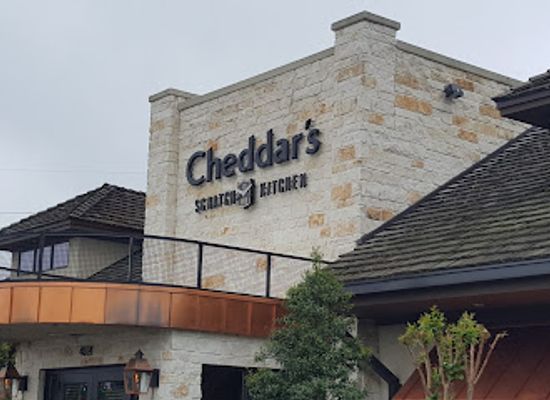 virginia/roanoke-valley/restaurant/cheddar-s-scratch-kitchen