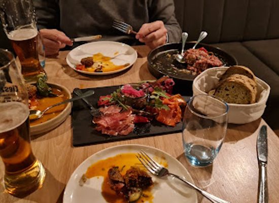poland/wroclaw/restaurant/the-cork