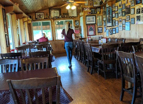 arkansas/arkansas-valley/restaurant/cliff-house-inn