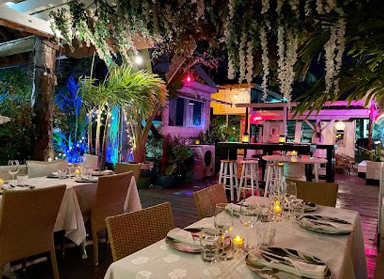 sint-maarten/maho/restaurant/palapa-hidden-oasis-sxm