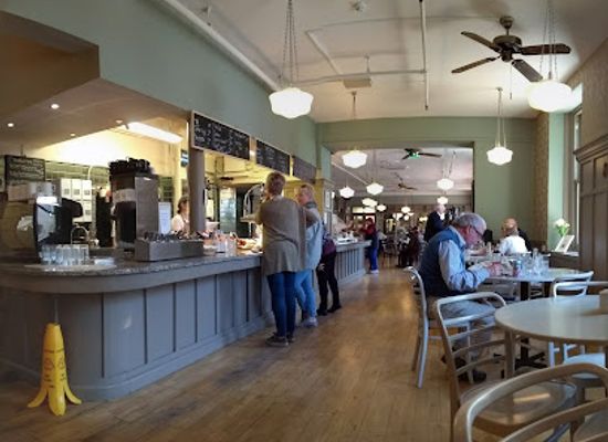 ireland/sligo/restaurant/lyons-cafe-and-bakeshop