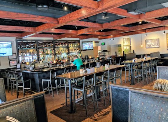 tennessee/dollywood/restaurant/bullfish-grill