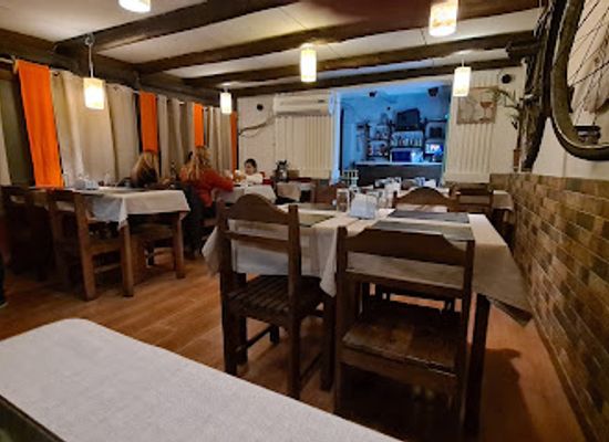 uruguay/piriapolis/restaurant/la-fonda-piriapolis