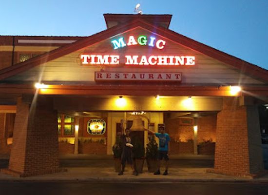 texas/dallas/restaurant/the-magic-time-machine