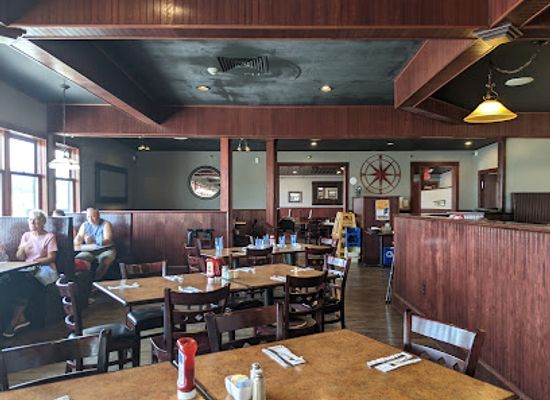 new-york/thousand-islands/restaurant/riley-s-by-the-river