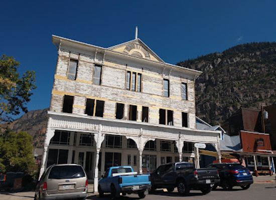 colorado/ouray/restaurant/fulltilt-saloon