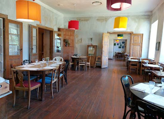estonia/paide/restaurant/pohjaka-mois