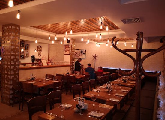 bulgaria/pamporovo/restaurant/salute-food-and-fun