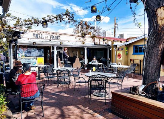 new-mexico/sante-fe/restaurant/cowgirl