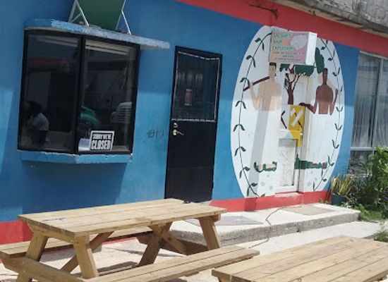 belize/belize-city/restaurant/baileyville
