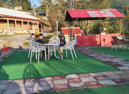 pakistan/kaghan-valley/restaurant/afaq-hotel-restaurant
