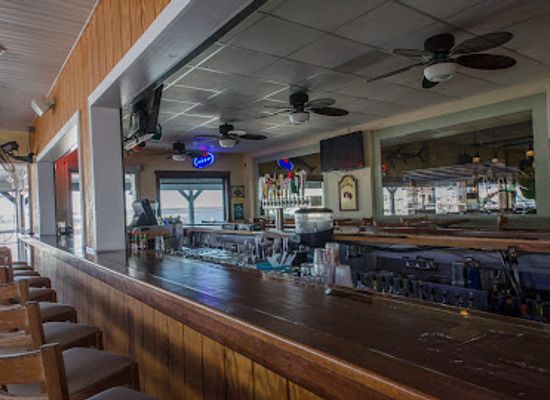 new-jersey/gateway-region/restaurant/two-mile-crab-house-crush-bar