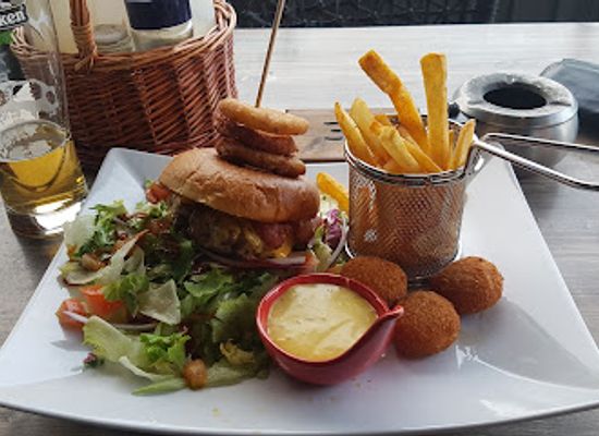 norway/more-og-romsdal/restaurant/spisestua