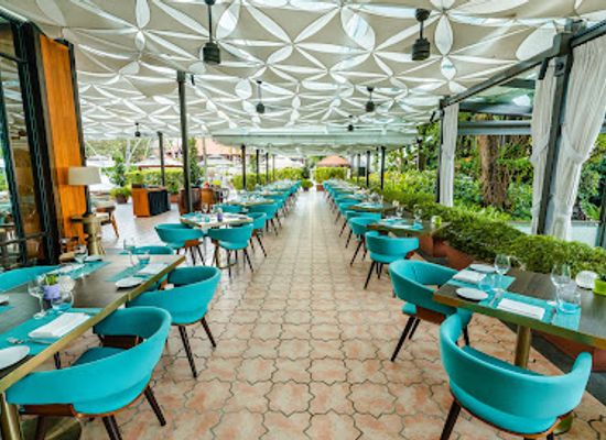 singapore/sentosa/palawan-beach/restaurant/the-cliff