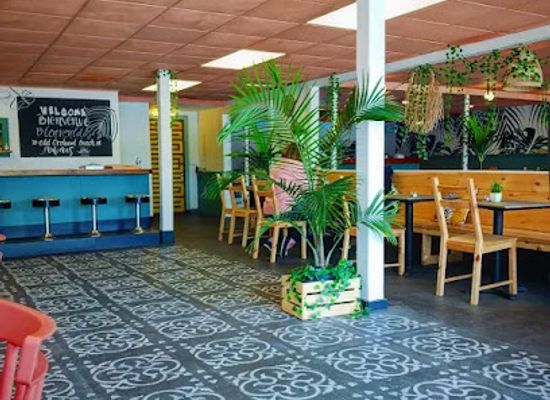 maine/old-orchard-beach/restaurant/paloma-s-restaurant
