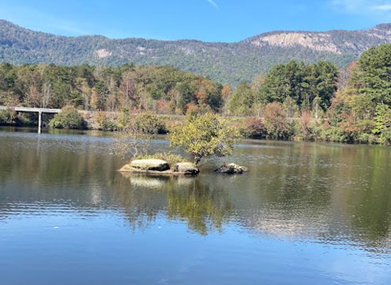south-carolina/table-rock-state-park/restaurant/table-rock-state-park-visitors-center