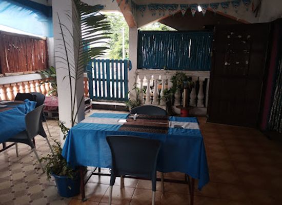 comoros/moroni/restaurant/le-packiza