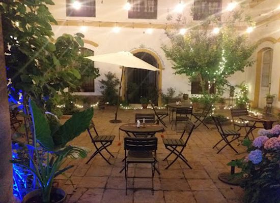 bolivia/sucre/restaurant/zas-cholita