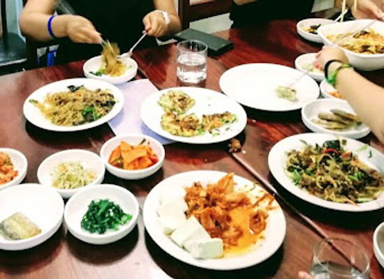 guinea/boke-region/restaurant/kimchi-cafe-korean-restaurant-ngo-africa-light