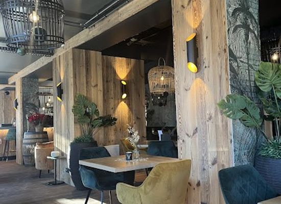 austria/zell-am-see/restaurant/mornings-with-lee