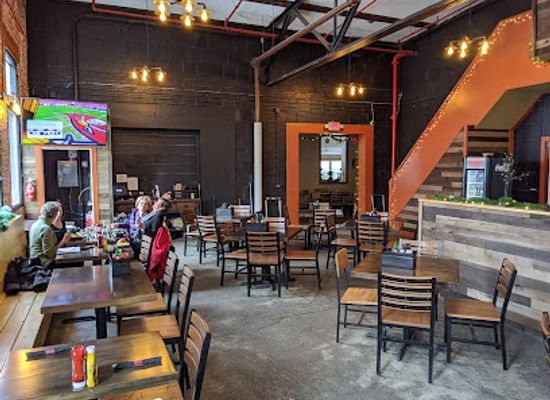 new-hampshire/coos-county/restaurant/littleton-freehouse-taproom-eatery