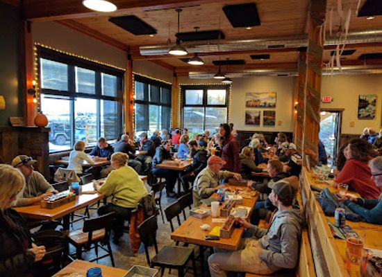 minnesota/grand-marais/restaurant/voyageur-brewing-company