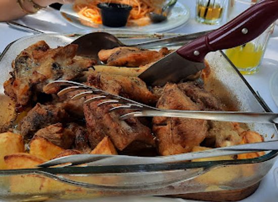 albania/mirdita/restaurant/restorant-rica