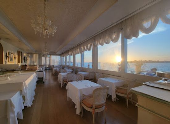 italy/veneto/restaurant/essentiale-restaurant-lounge-bar-at-hotel-villa-laguna